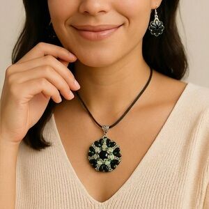 Elegant Black and Silver Pendant Necklace